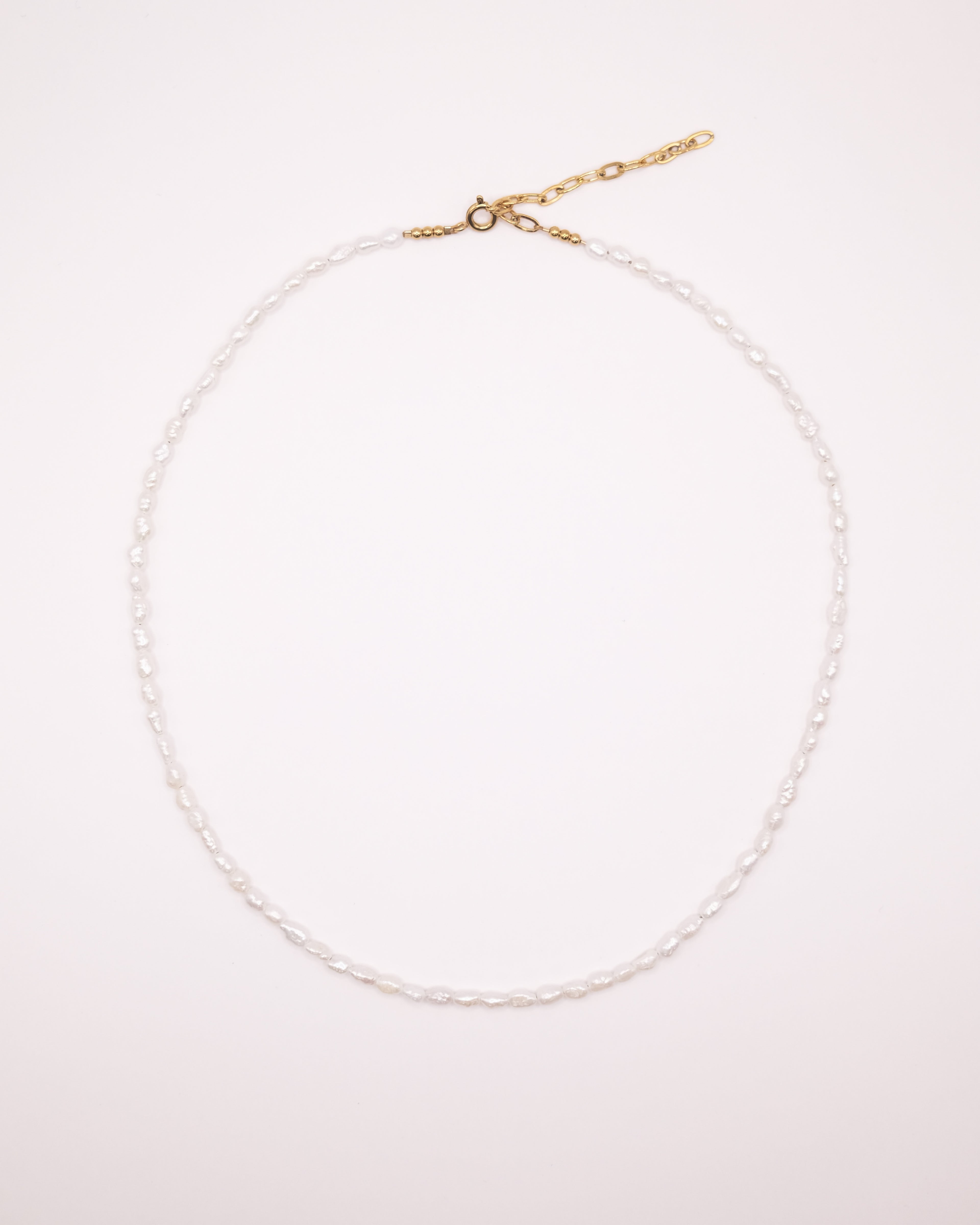 Collier Judith ras de cou en perles de culture grain de riz pépites
