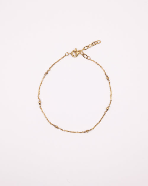 Bracelet Claudia doré avec chaîne fine et petites perles
